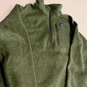 Patagonia Green Pullover. Medium. Men’s.